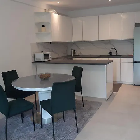 Duby Lapad Apartmán *